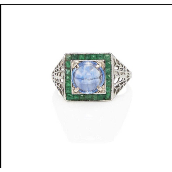 Art deco ANTIQUE CIRCA 1920 WHITE GOLD AND SAPPHIRE RING - Picture 1 of 9